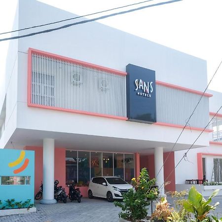Sans Hotel Aurum Majapahit Semarang Eksteriør billede